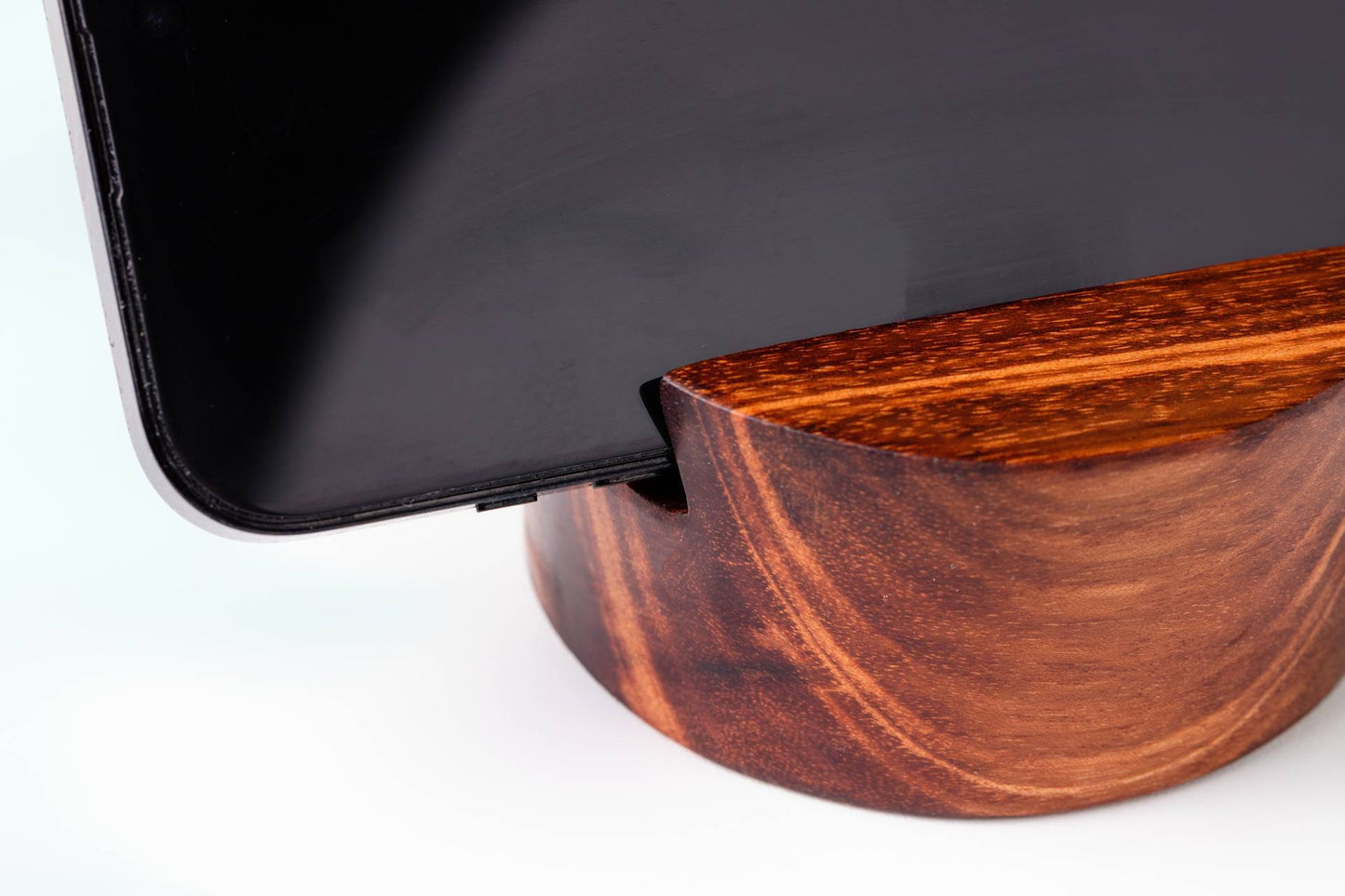 SUPORTE CELULAR LAPIDADO